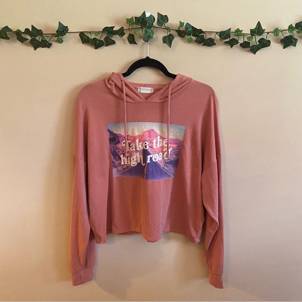 Altar’d State Women's Pink Graphic Light Trendy Cropped Hoodie Large